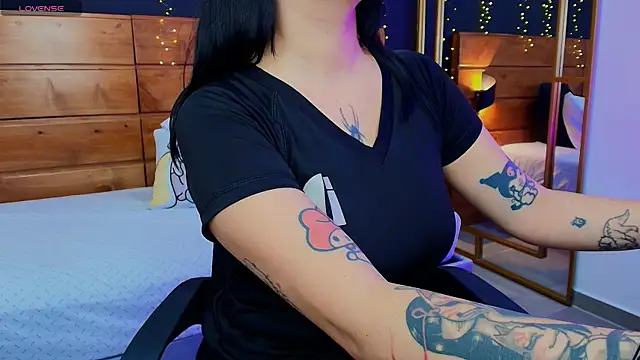 Snapshot of hanna_kimura chatting on February 2026 07:36:01 PM hanna kimura online show from February 2026 07:36:01 PM