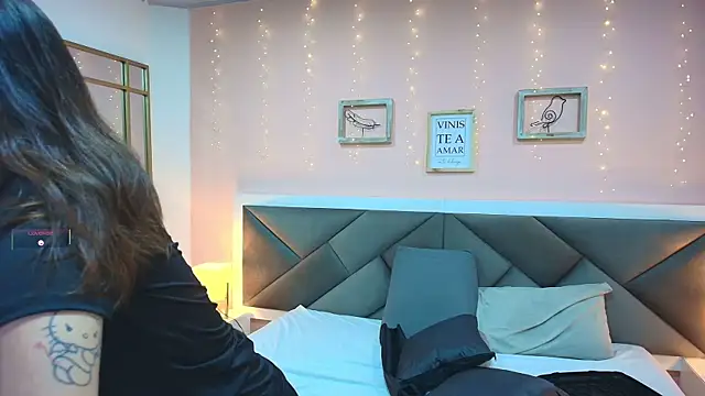 hanna kimura online show from December 2025 12:24:02 AM