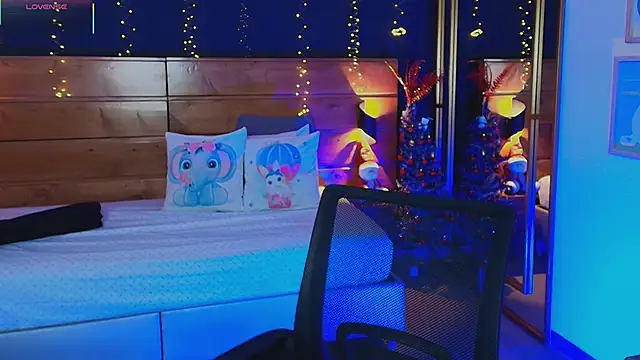 hanna kimura online show from November 2025 07:36:01 PM