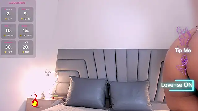 Snapshot of Maia_520 chatting on November 2025 06:02:01 PM Maia 520 online show from November 2025 06:02:01 PM