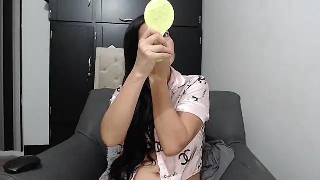 Taliana21 online show from April 2026 11:24:01 AM
