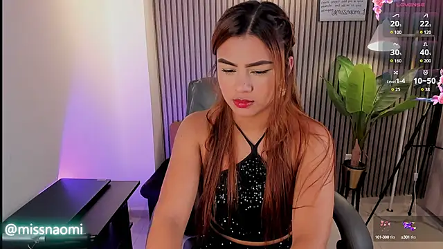 Snapshot of Missnaomi_ chatting on September 2025 01:33:01 AM Missnaomi online show from September 2025 01:33:01 AM