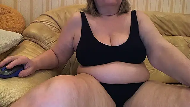 Simply woman online show from February 2026 05:07:01 AM