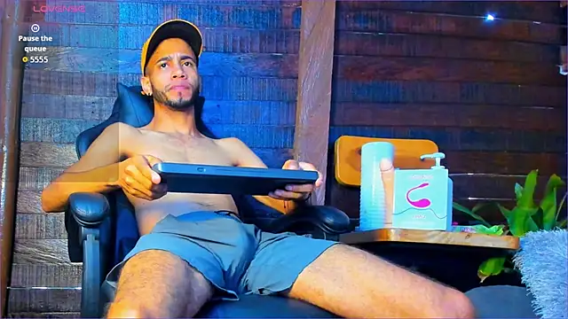 Alex bigcock11  online show from November 2025 01:04:02 PM