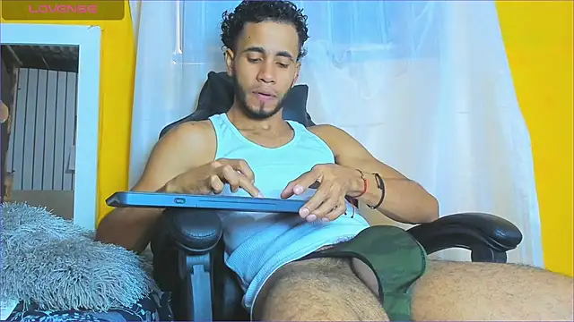 Alex bigcock11  online show from February 2026 07:55:02 PM