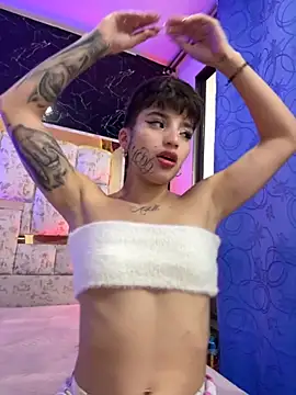 Snapshot of DayanaDG chatting on November 2025 06:19:02 PM DayanaDG online show from November 2025 06:19:02 PM