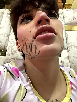 DayanaDG online show from January 2026 05:03:01 AM