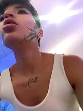 Snapshot of DayanaDG chatting on November 2025 07:36:01 PM DayanaDG online show from November 2025 07:36:01 PM