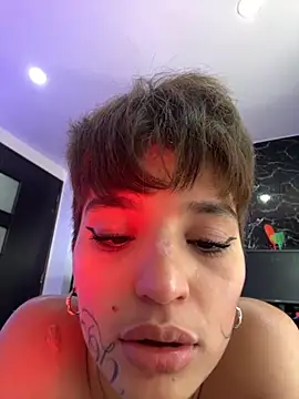 Snapshot of DayanaDG chatting on December 2025 06:09:02 PM DayanaDG online show from December 2025 06:09:02 PM