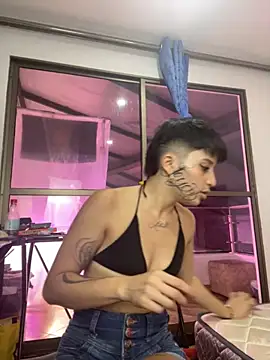 Snapshot of DayanaDG chatting on November 2025 11:08:02 PM DayanaDG online show from November 2025 11:08:02 PM