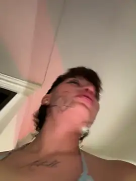 DayanaDG online show from April 2026 05:25:01 PM