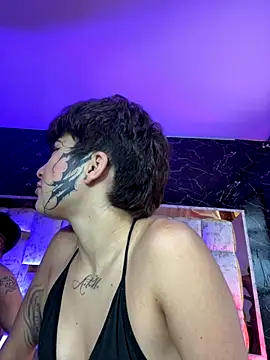 Snapshot of DayanaDG chatting on December 2025 08:04:02 PM DayanaDG online show from December 2025 08:04:02 PM