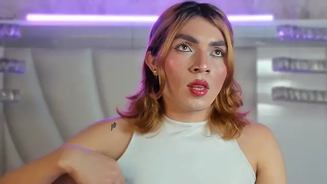 Tommy Lovee online show from April 2026 04:47:02 AM