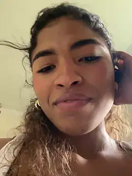 sienna glow online show from February 2026 05:02:02 PM