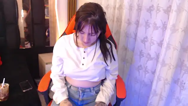 nicollegp online show from July 2026 08:26:02 PM