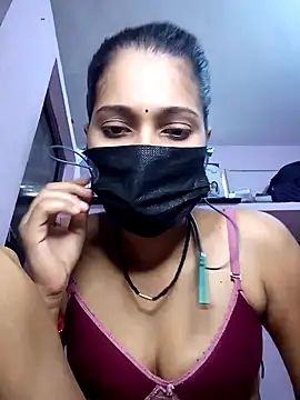 Snapshot of 3USHA chatting on September 2025 09:42:02 AM 3USHA online show from September 2025 09:42:02 AM