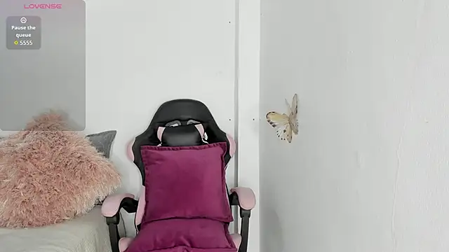 mari-ross online show from March 2026 02:02:02 AM