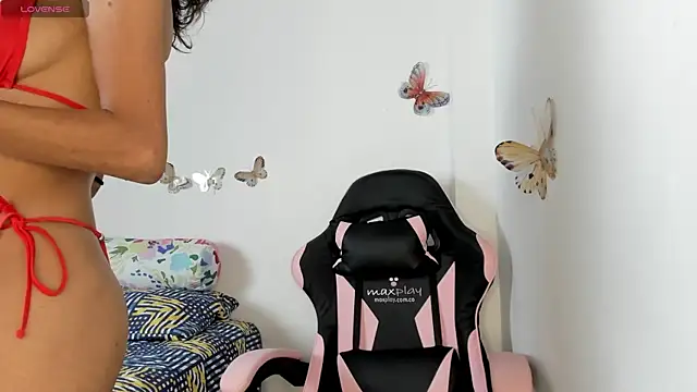 mari-ross online show from October 2025 01:39:02 AM