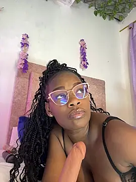 kendra smiitch online show from March 2026 04:01:01 AM