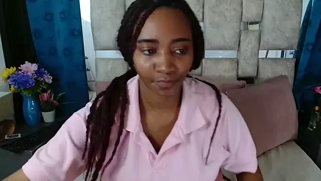 AmbarSmit online show from November 2025 07:08:02 PM