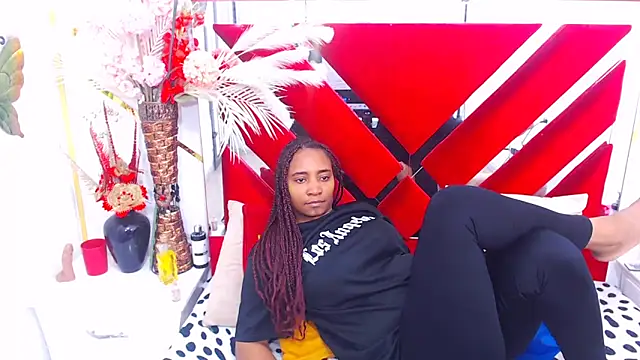 AmbarSmit online show from December 2025 08:01:01 PM