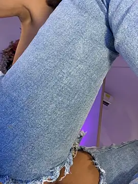 hade rosse online show from November 2025 04:40:01 PM