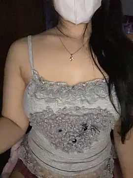 Donna11 online show from November 2025 03:38:02 PM