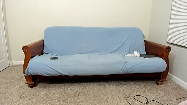 KristalMountain online show from November 2025 12:55:01 AM