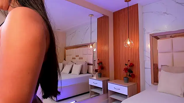 julieta rosee online show from March 2026 09:51:02 PM