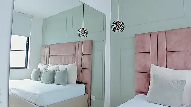 julieta rosee online show from February 2026 06:19:01 PM