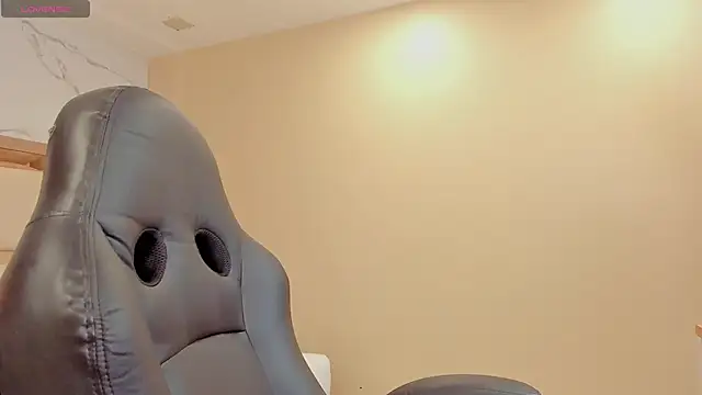 julieta rosee online show from October 2025 10:11:01 PM