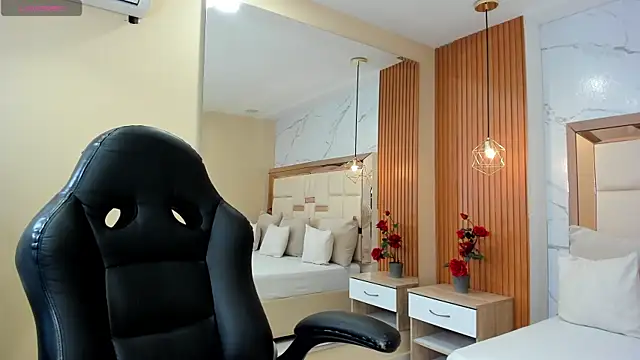 julieta rosee online show from December 2025 09:58:02 PM