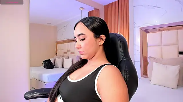 julieta rosee online show from March 2026 10:03:01 PM