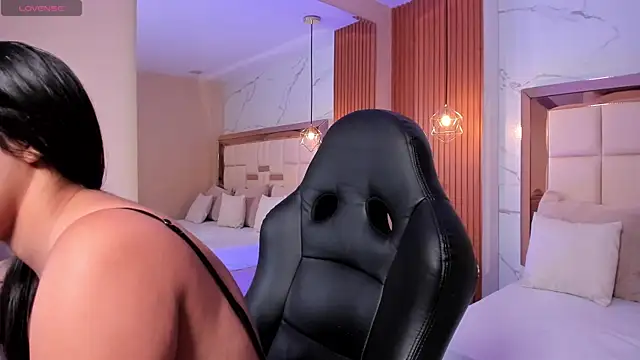 julieta rosee online show from February 2026 10:09:02 PM