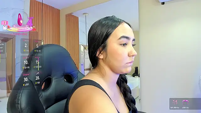 julieta rosee online show from October 2025 10:11:01 PM