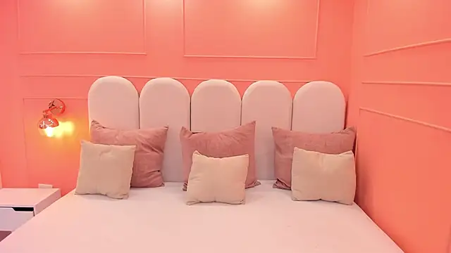 julieta rosee online show from September 2025 09:44:02 PM