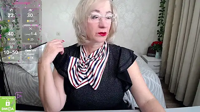 Snapshot of hunters_woman chatting on October 2025 12:04:02 PM hunters woman online show from October 2025 12:04:02 PM
