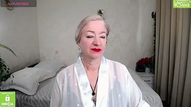 hunters woman online show from March 2026 05:03:02 AM