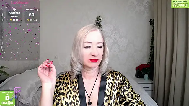 hunters woman online show from March 2026 05:26:01 PM