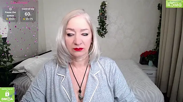 hunters woman online show from April 2026 06:36:01 PM