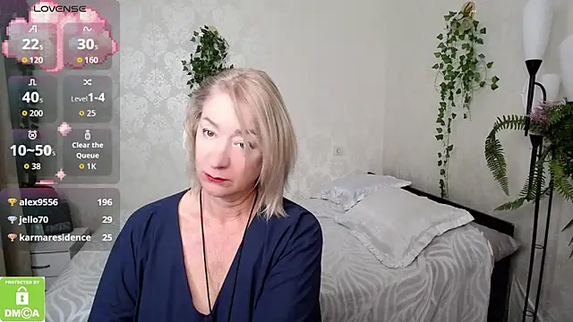 Snapshot of hunters_woman chatting on October 2025 01:26:01 AM hunters woman online show from October 2025 01:26:01 AM