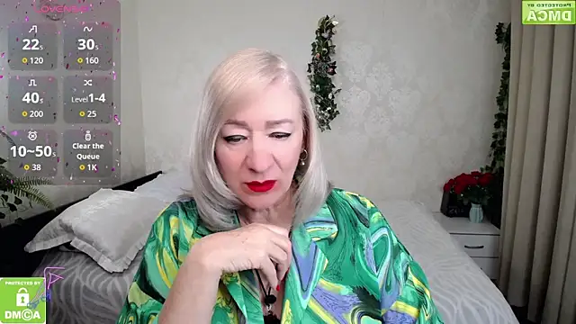 hunters woman online show from April 2026 06:53:02 PM