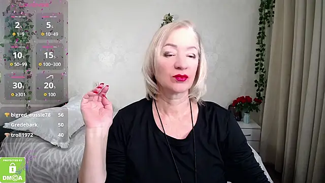 hunters woman online show from November 2025 12:28:02 AM