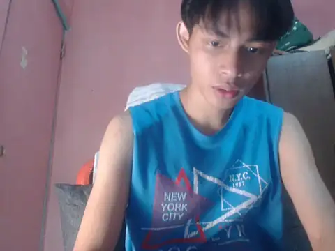 Snapshot of Kyoshi_19 chatting on April 2026 10:06:02 AM Kyoshi 19 online show from April 2026 10:06:02 AM