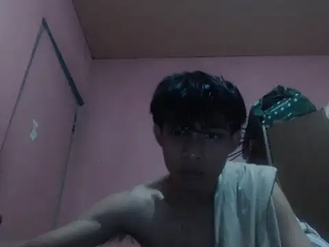 Snapshot of Kyoshi_19 chatting on April 2026 08:04:02 AM Kyoshi 19 online show from April 2026 08:04:02 AM