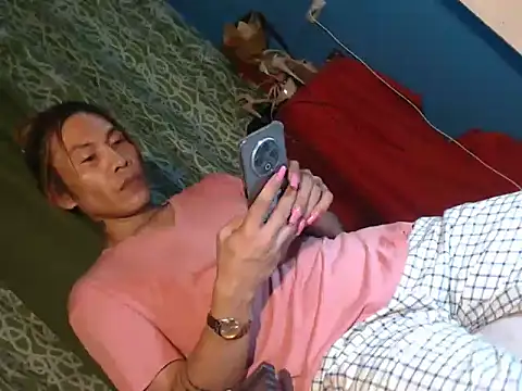 YourTopweng online show from November 2025 03:04:02 PM