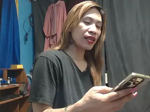 YourTopweng online show from December 2025 02:27:02 PM