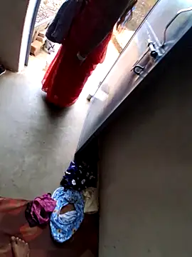 RAYI Queen 3 online show from October 2025 03:36:01 AM