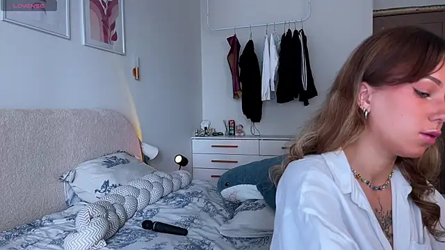 Snapshot of Eva_Collinss chatting on July 2026 02:14:01 AM Eva Collinss online show from July 2026 02:14:01 AM