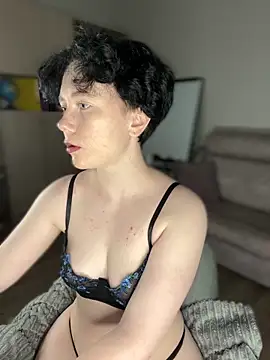 RinaShy online show from September 2025 05:02:02 AM